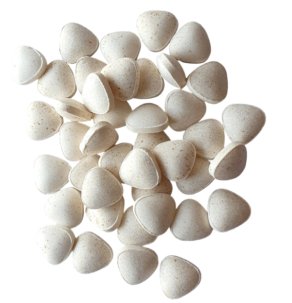 Uthever-NMN-Tabletten auf einem Haufen